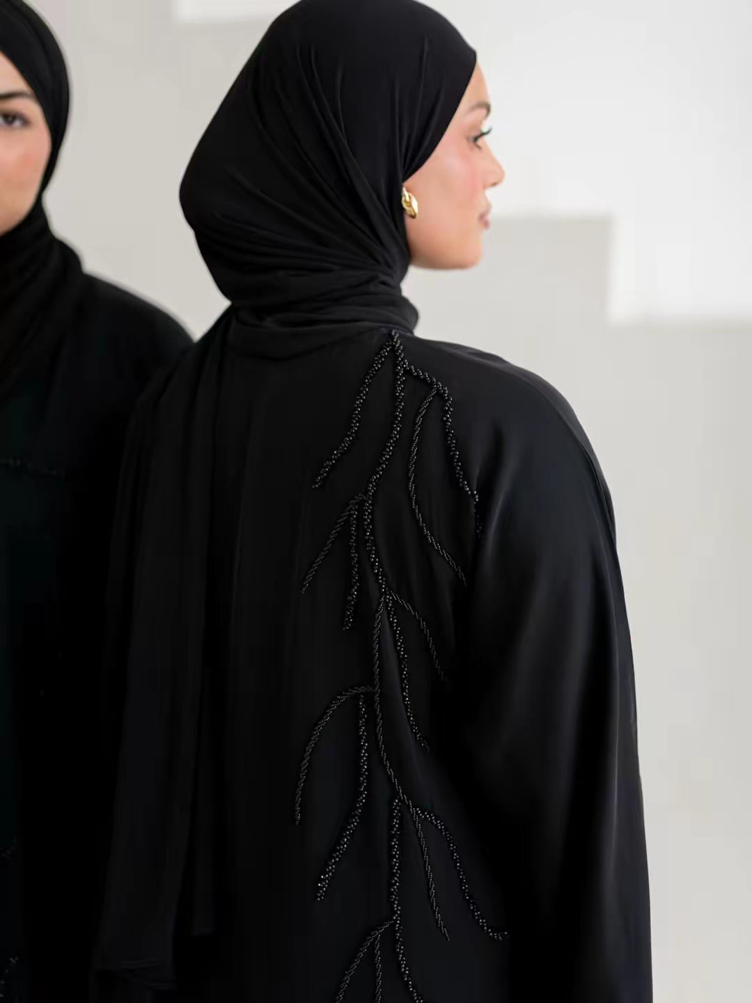 Abaya Layali – Front & Back Design