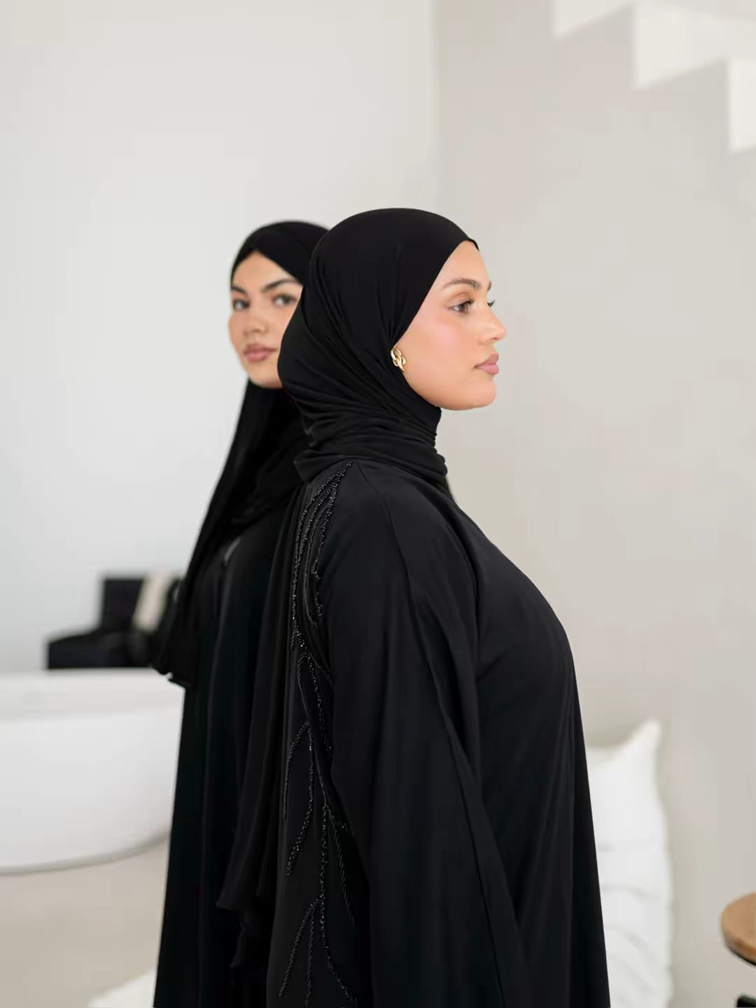 Abaya Layali – Front & Back Design